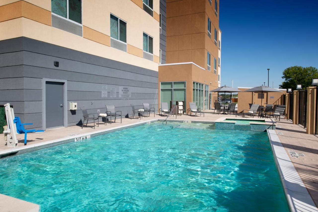 Fairfield By Marriott Inn & Suites Dallas East Exteriér fotografie